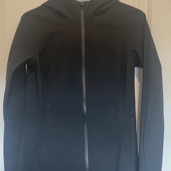 Rare Lululemon Glyde Along Softshell Black Size 2 - Picture 5 of 11